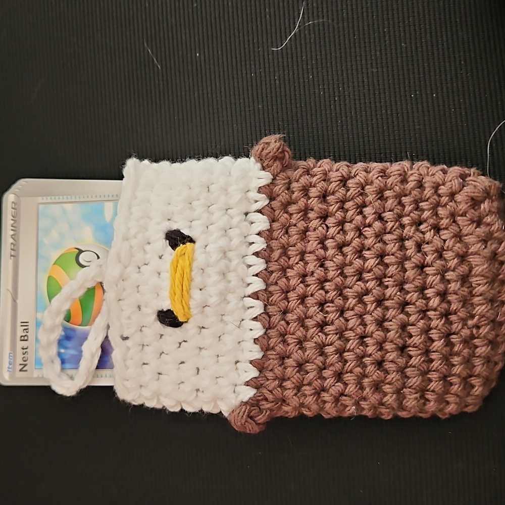 Small Crochet Eagle Pouch - Picture 4 of 7